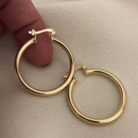 Jewelry - 18k Gold Filled Small Tube Hoop Earrings
